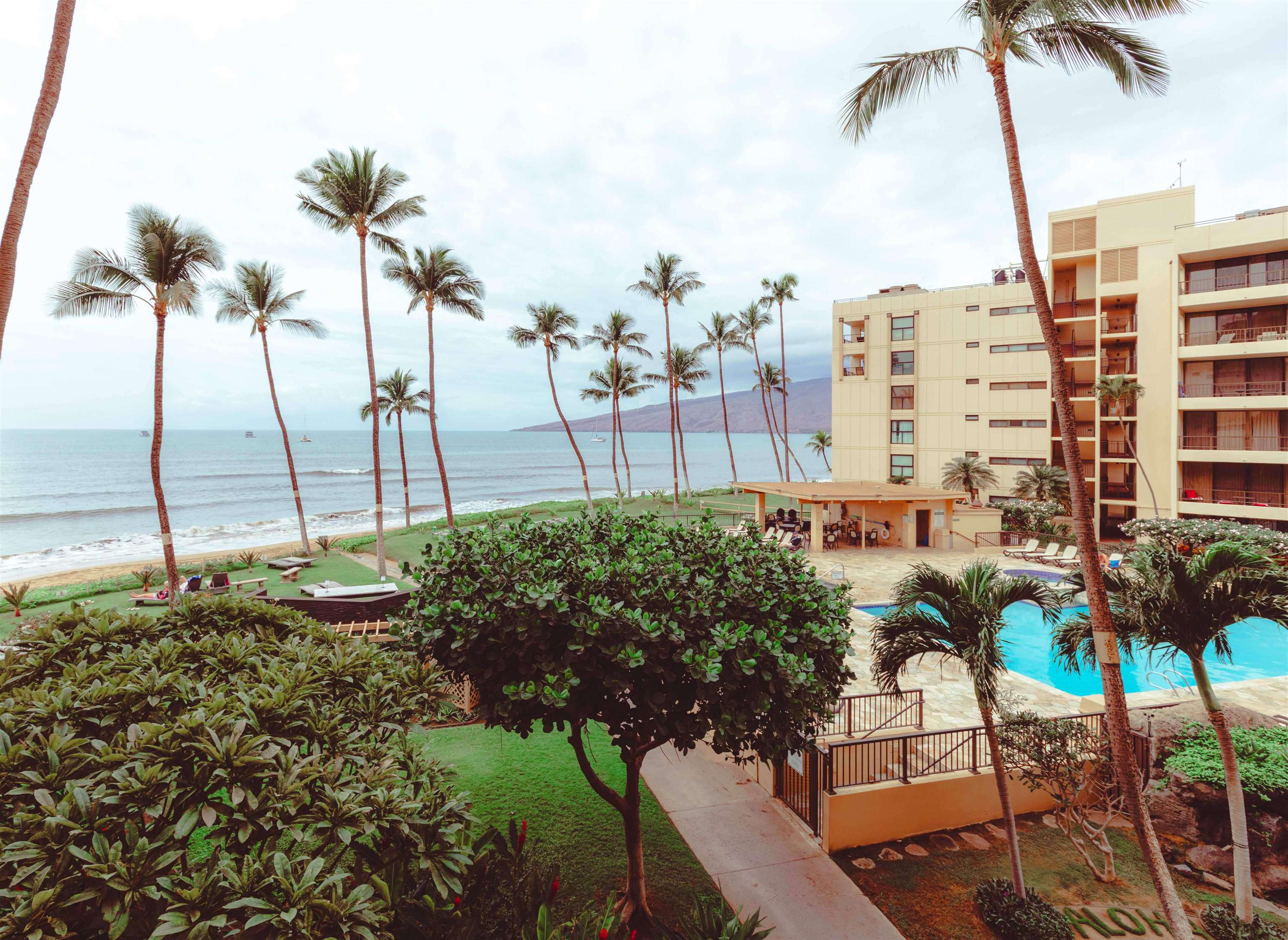 Sugar Beach Resort condo # 502, Kihei, Hawaii - photo 31 of 37