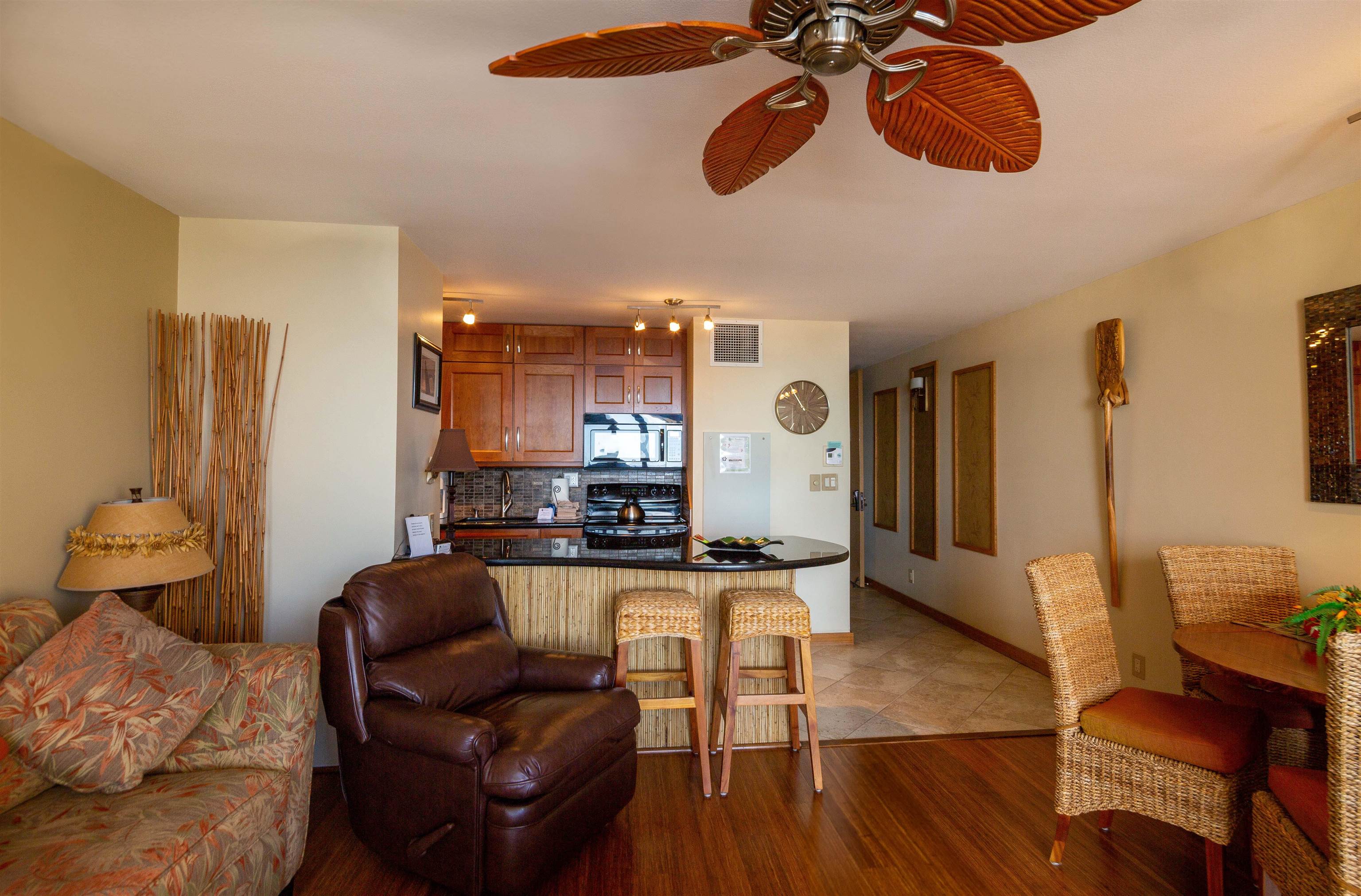 Sugar Beach Resort condo # 518, Kihei, Hawaii - photo 10 of 28