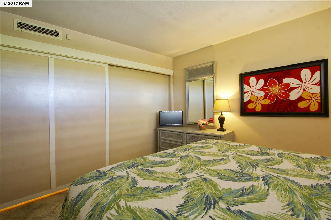 Sugar Beach Resort condo # 519, Kihei, Hawaii - photo 11 of 20