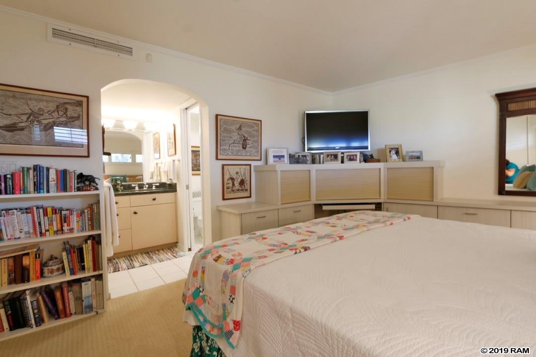Sugar Beach Resort condo # 611, Kihei, Hawaii - photo 18 of 26