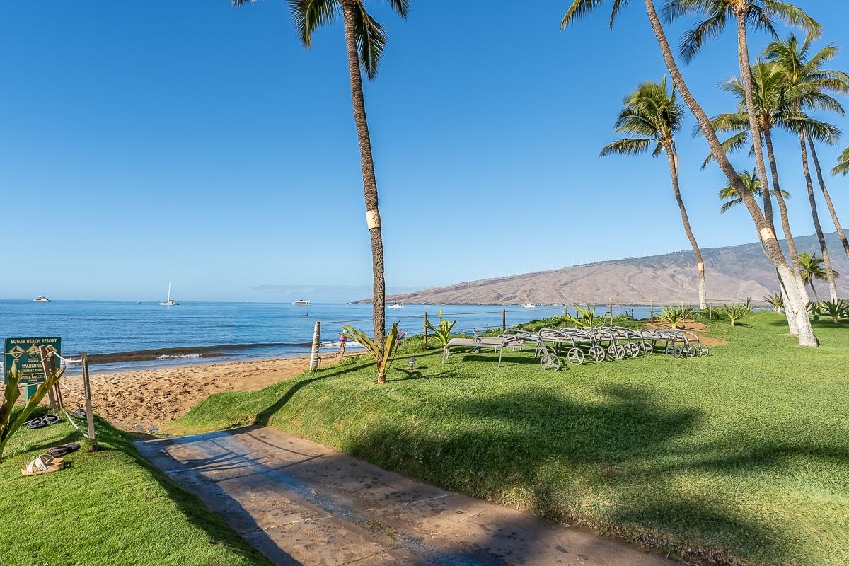 Sugar Beach Resort condo # PH8, Kihei, Hawaii - photo 32 of 34