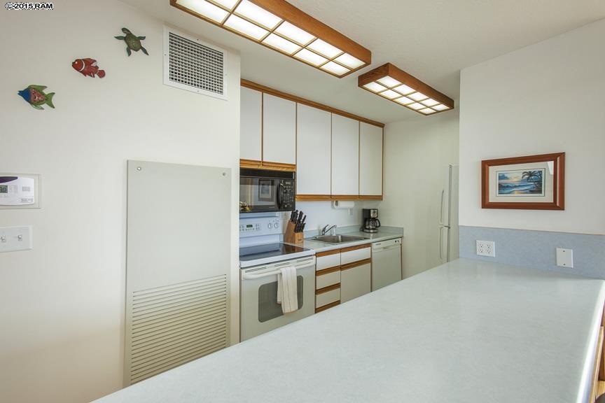 Sugar Beach Resort condo # 240, Kihei, Hawaii - photo 12 of 30