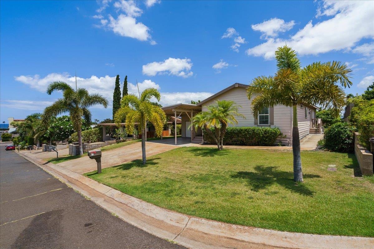 145  Lanakila Pl North Kihei, Kihei home - photo 3 of 49