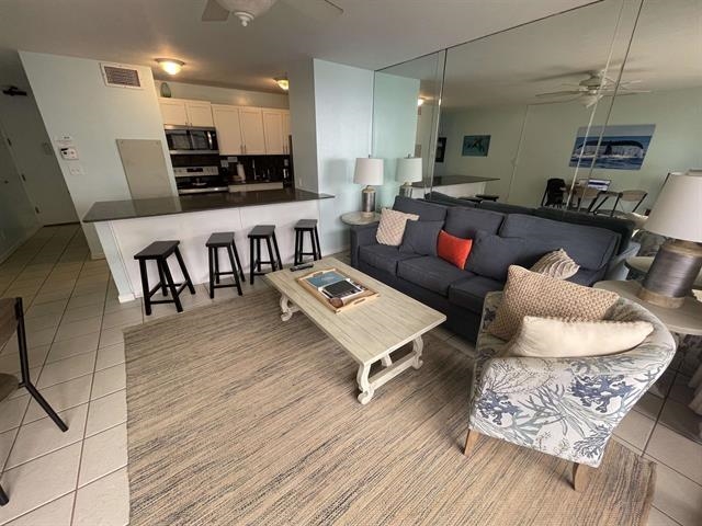 Sugar Beach Resort condo # 209, Kihei, Hawaii - photo 4 of 35