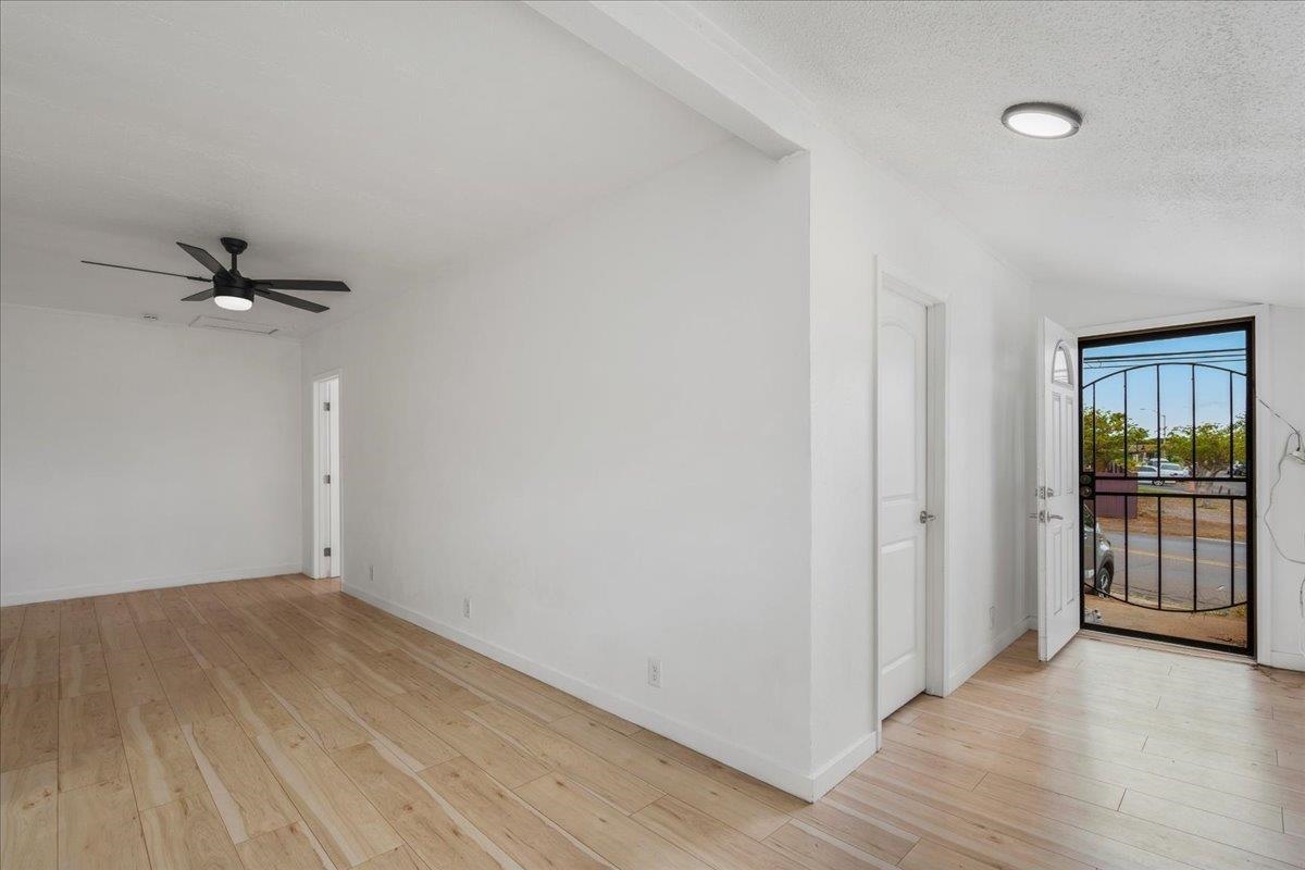 145  Ohukai Rd , Kihei home - photo 4 of 35