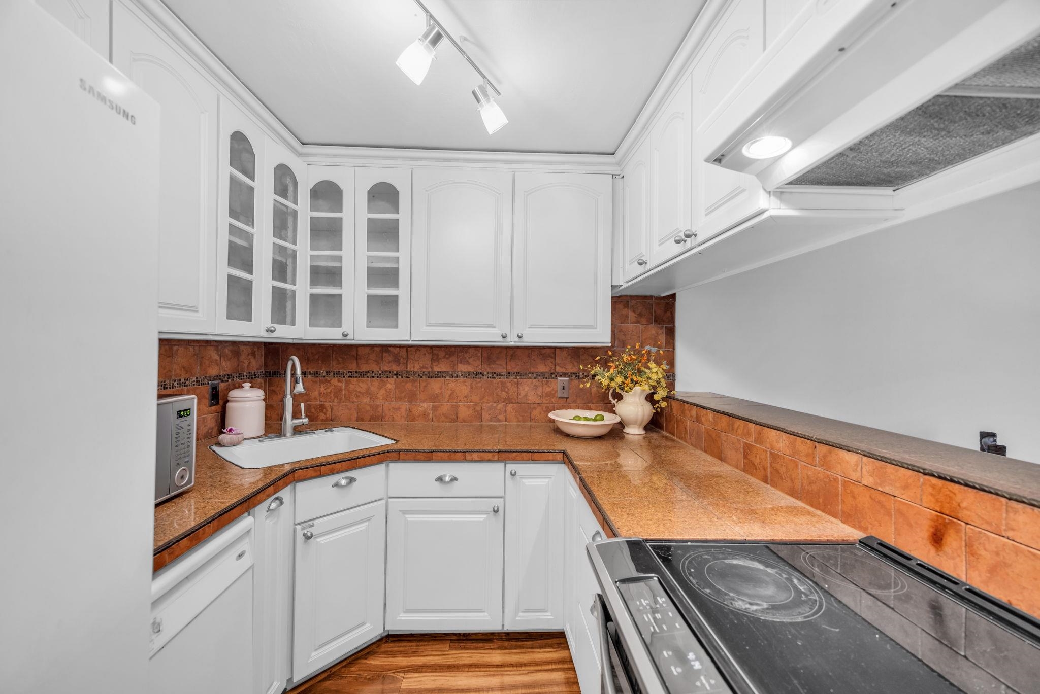 Maui Gardens condo # C-204, Kihei, Hawaii - photo 9 of 35