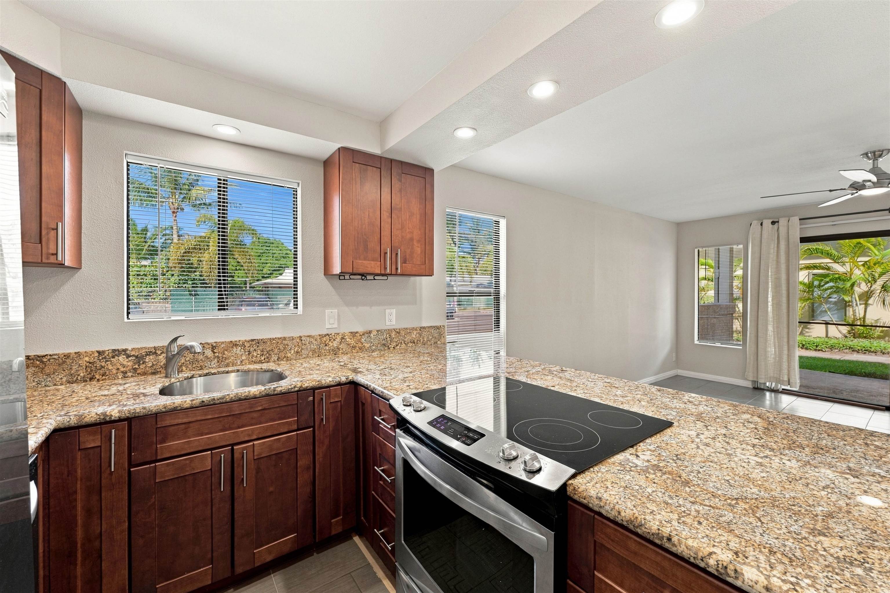 Maui Gardens condo # E-106, Kihei, Hawaii - photo 3 of 32