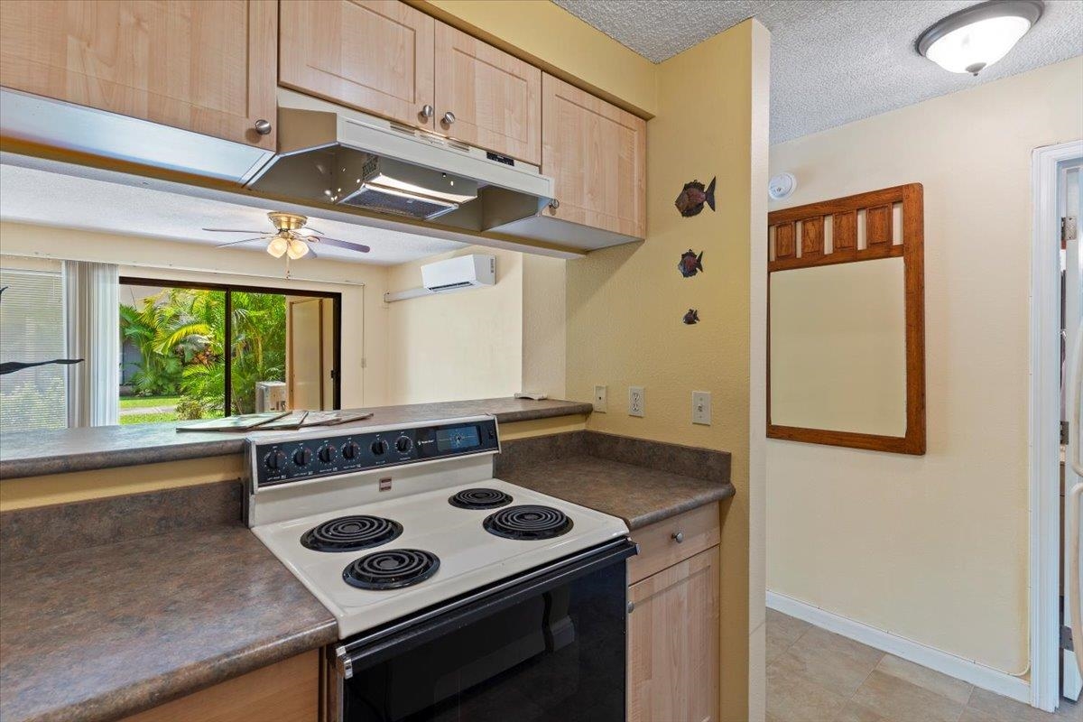 Maui Gardens condo # F102, Kihei, Hawaii - photo 11 of 48