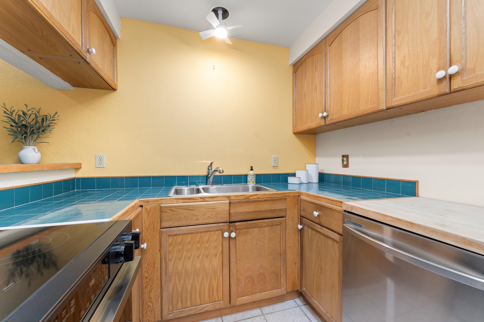 Maui Gardens condo # G103, Kihei, Hawaii - photo 13 of 46