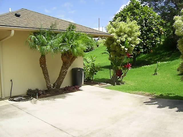 146  Keanuhea St , Kula/Ulupalakua/Kanaio home - photo 4 of 16