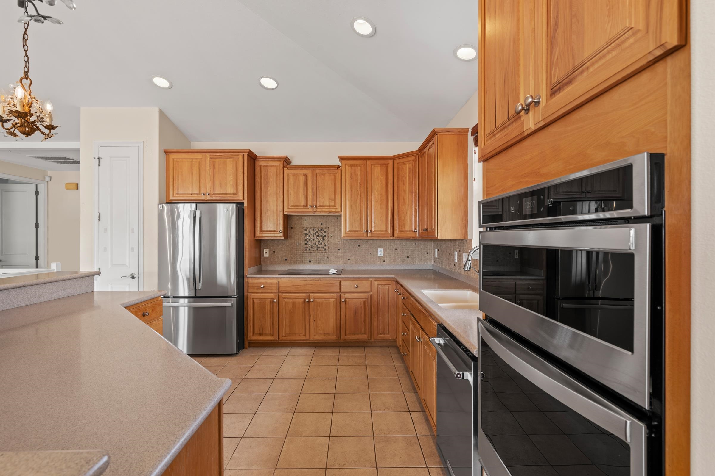 147  Hoohale St Kilohana Ridge, Kihei home - photo 14 of 50