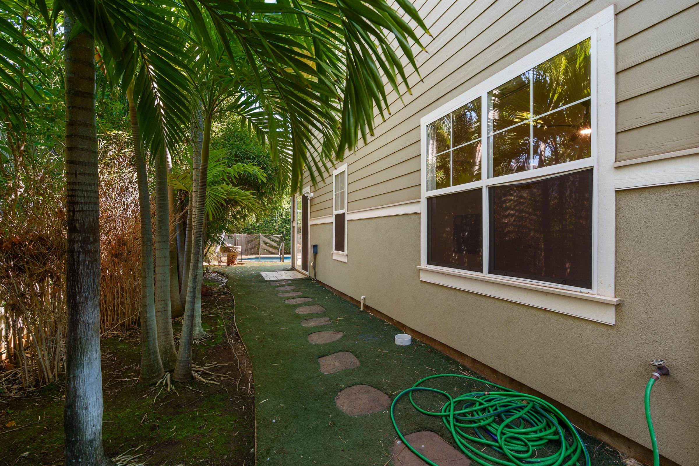 147  Hoohale St Kilohana Ridge, Kihei home - photo 49 of 50