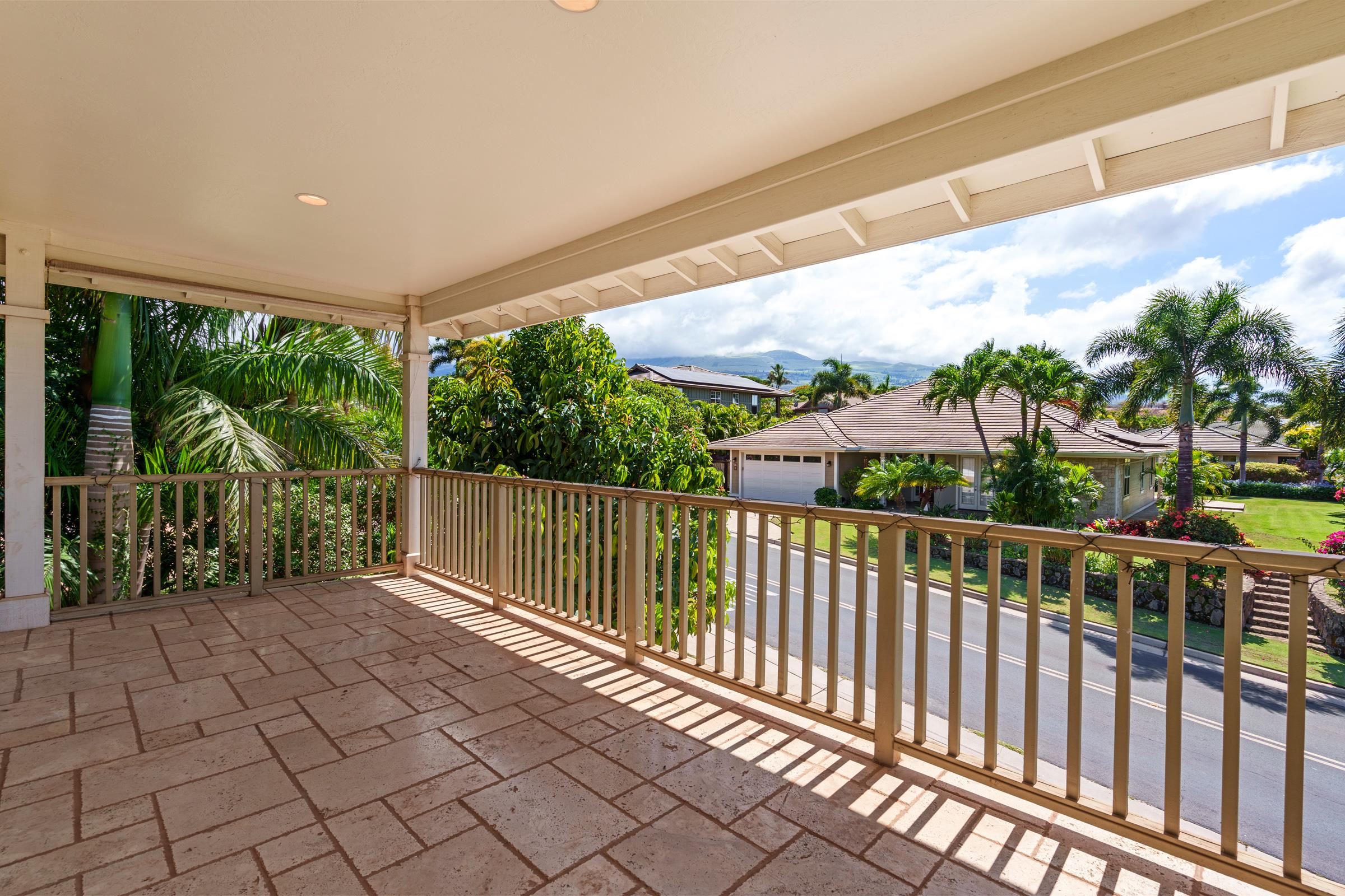 147  Hoohale St Kilohana Ridge, Kihei home - photo 10 of 50