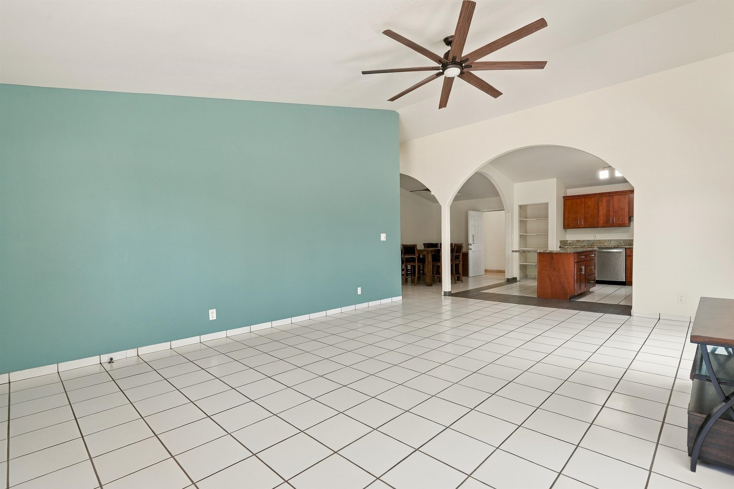 148  E Alulike St North Kihei, Kihei home - photo 12 of 42