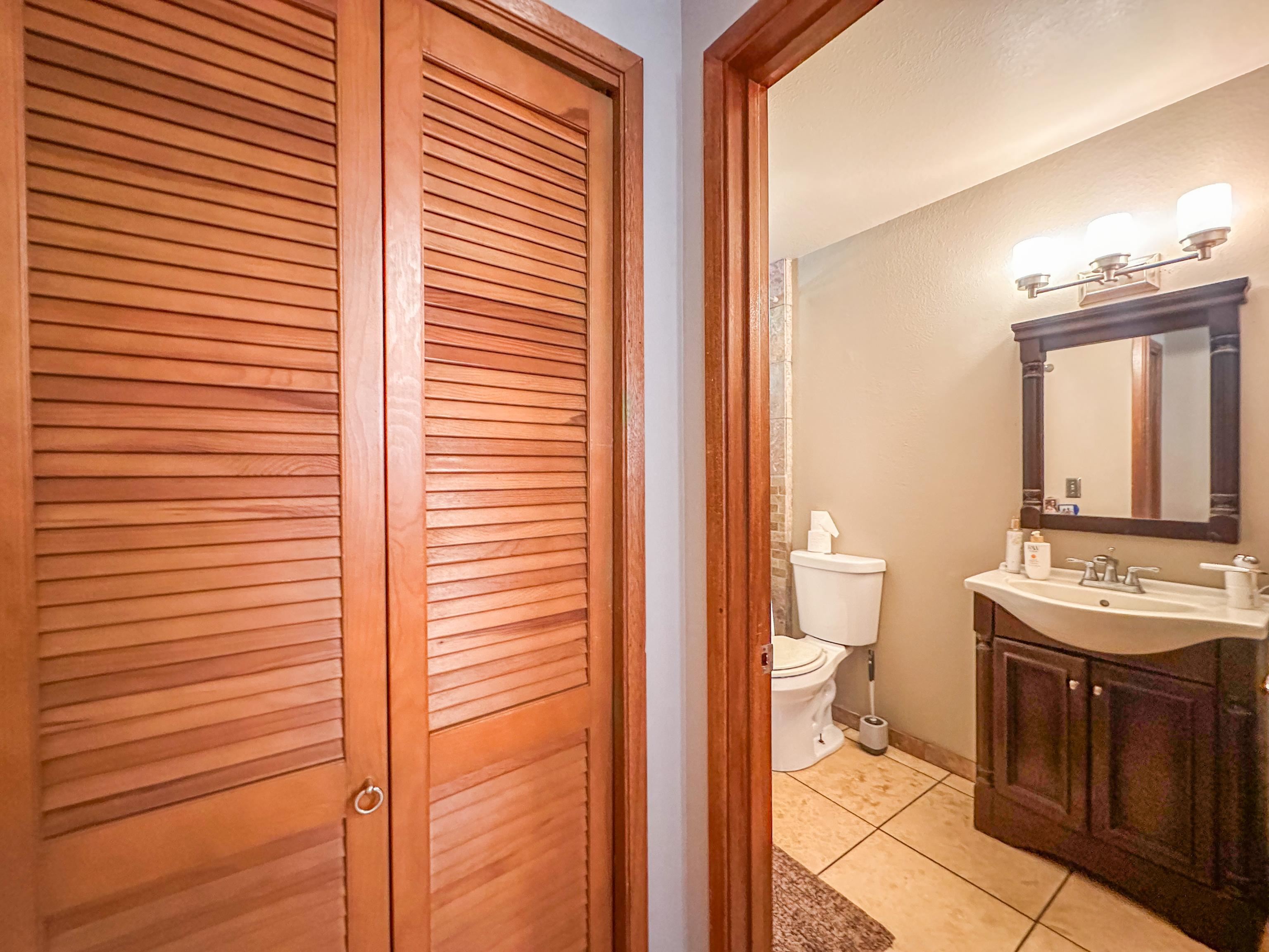 148  Hoomoku St , Kahului home - photo 17 of 46