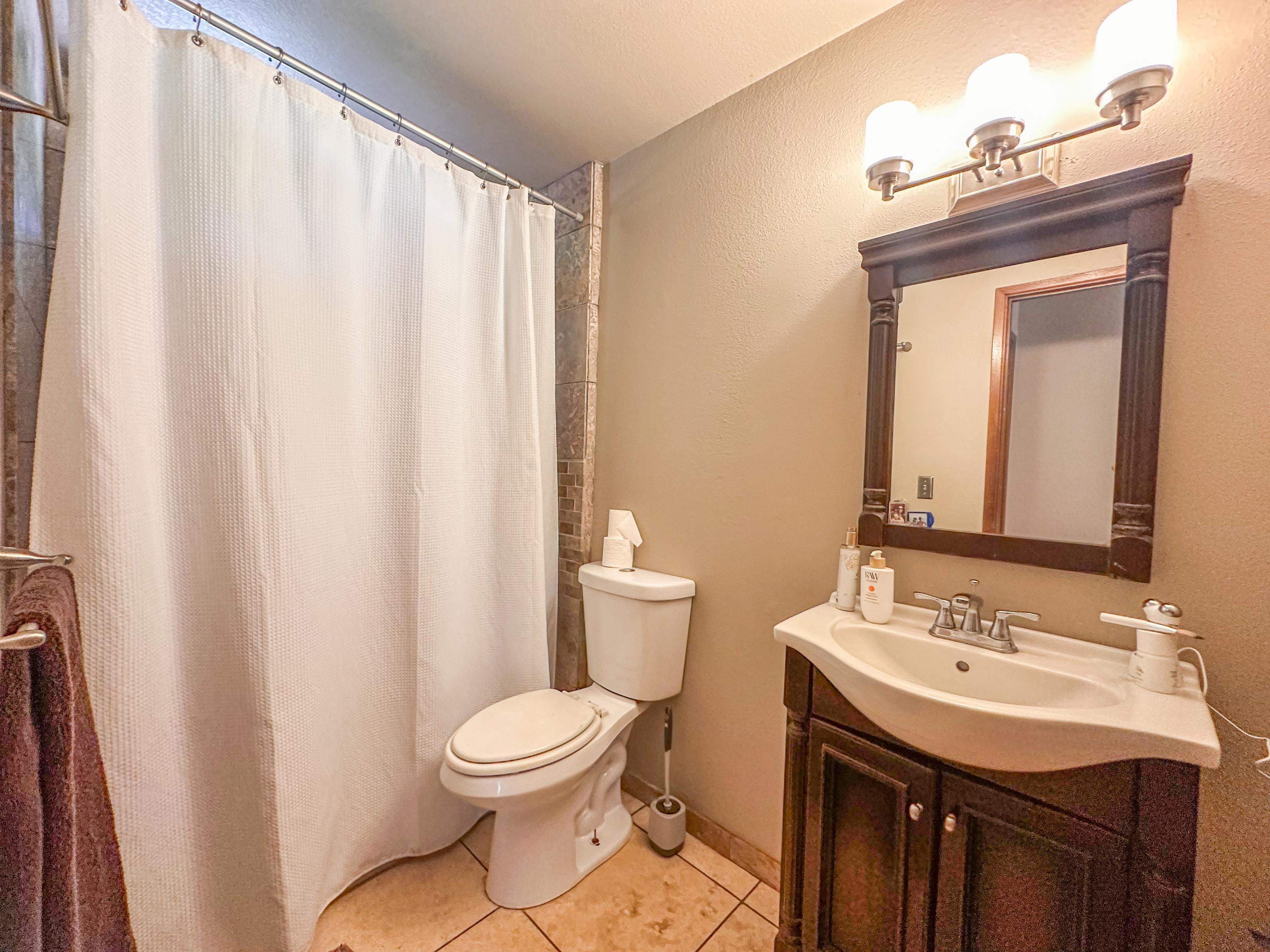 148  Hoomoku St , Kahului home - photo 18 of 46