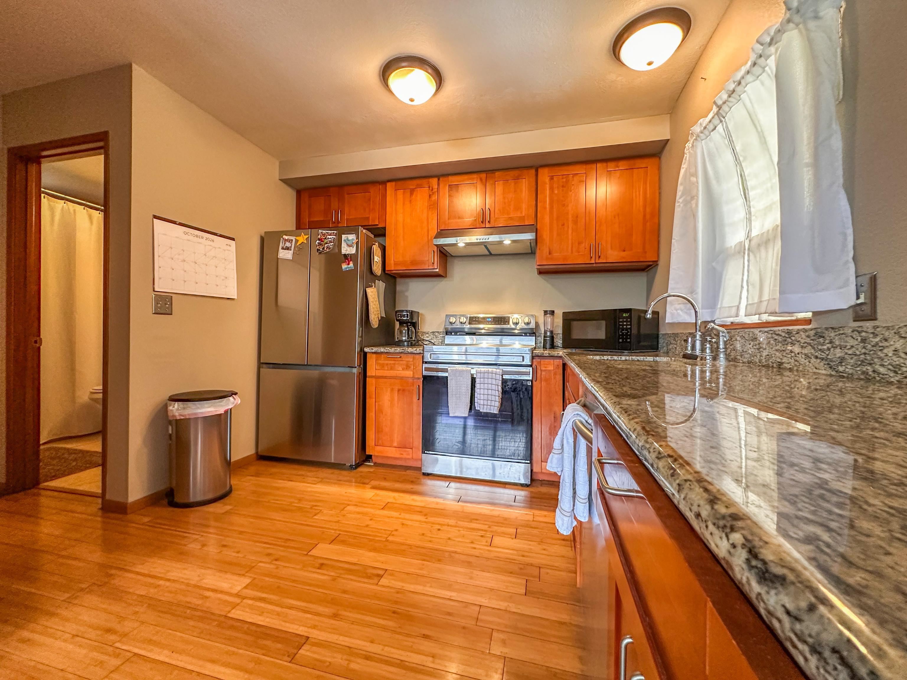 148  Hoomoku St , Kahului home - photo 21 of 46
