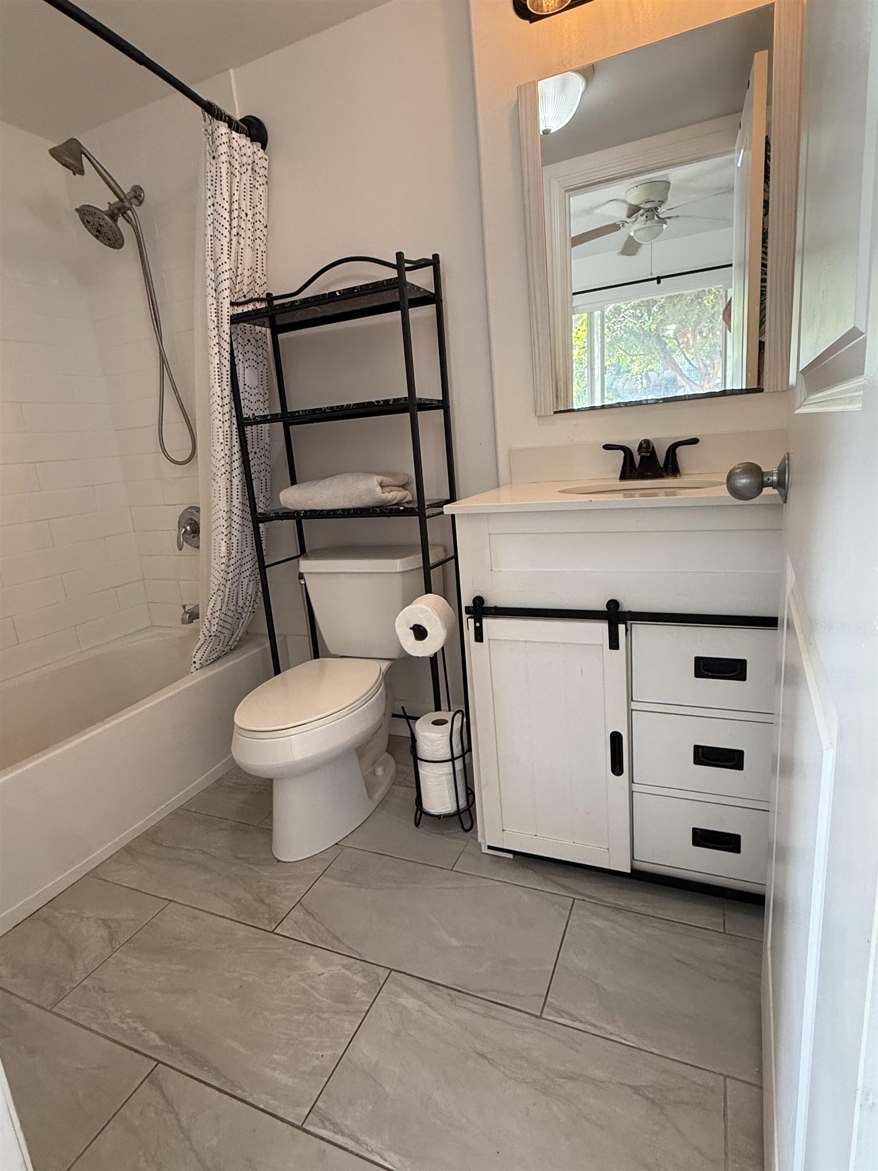 condo # 423, Lahaina, Hawaii - photo 3 of 7