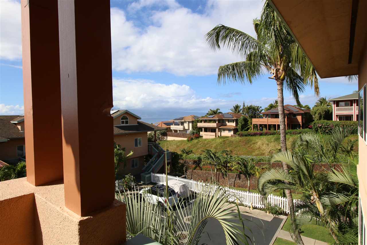 Villas at Kahana Ridge condo # 432, Lahaina, Hawaii - photo 21 of 24