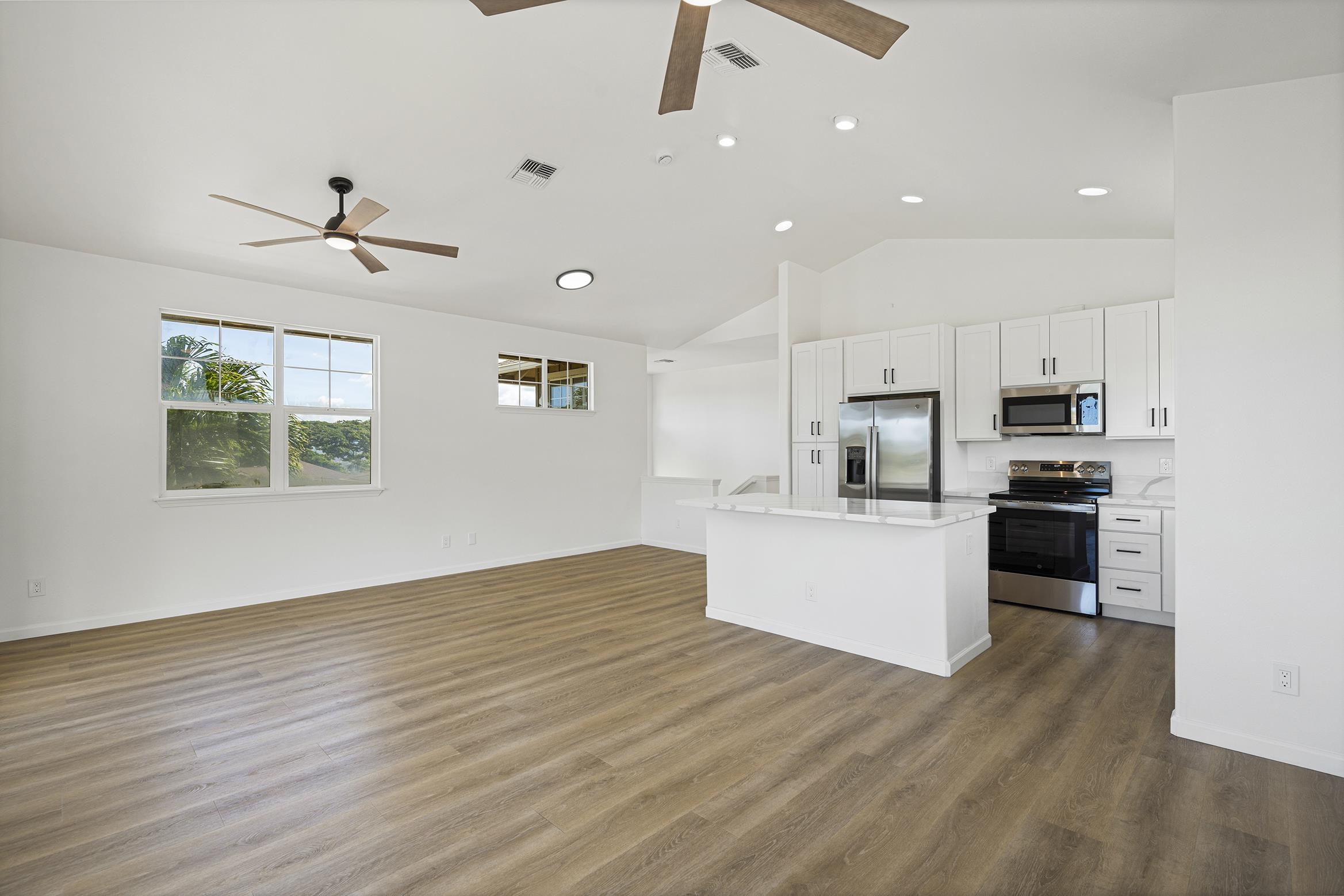 15  Awikiwiki Pl , Wailuku home - photo 7 of 30