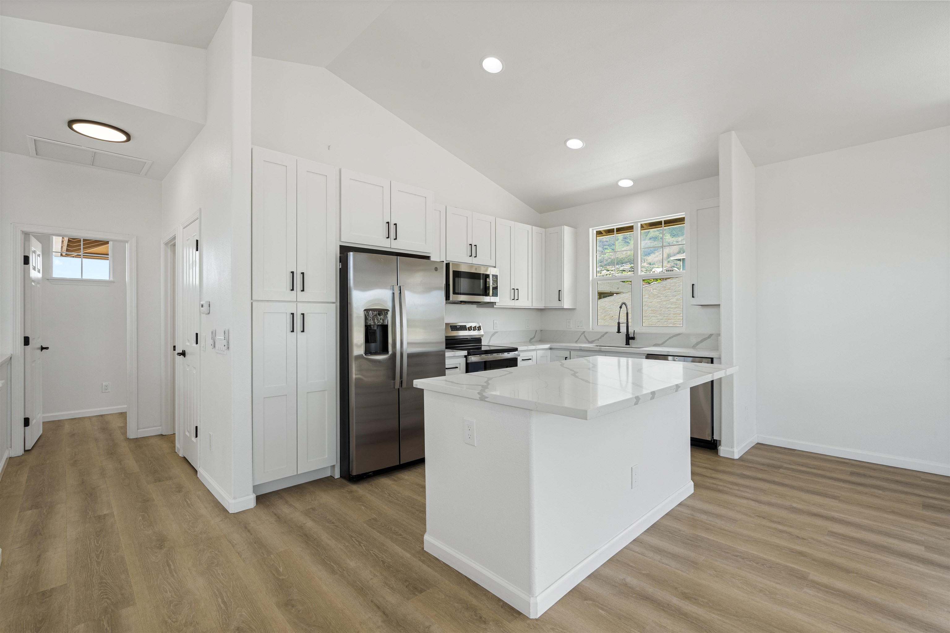 15  Awikiwiki Pl , Wailuku home - photo 8 of 30