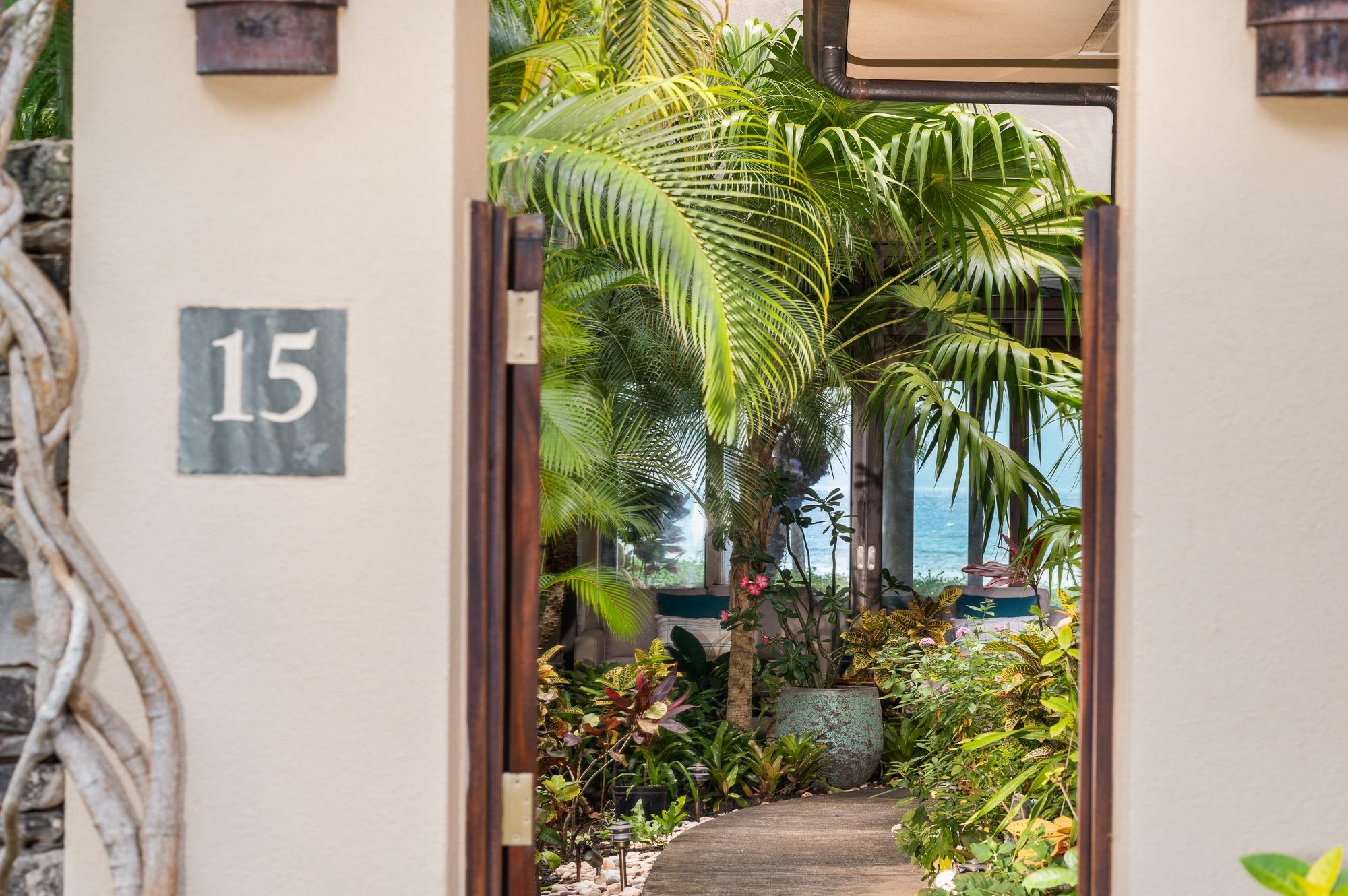 Coconut Grove condo # 15, Lahaina, Hawaii - photo 28 of 50