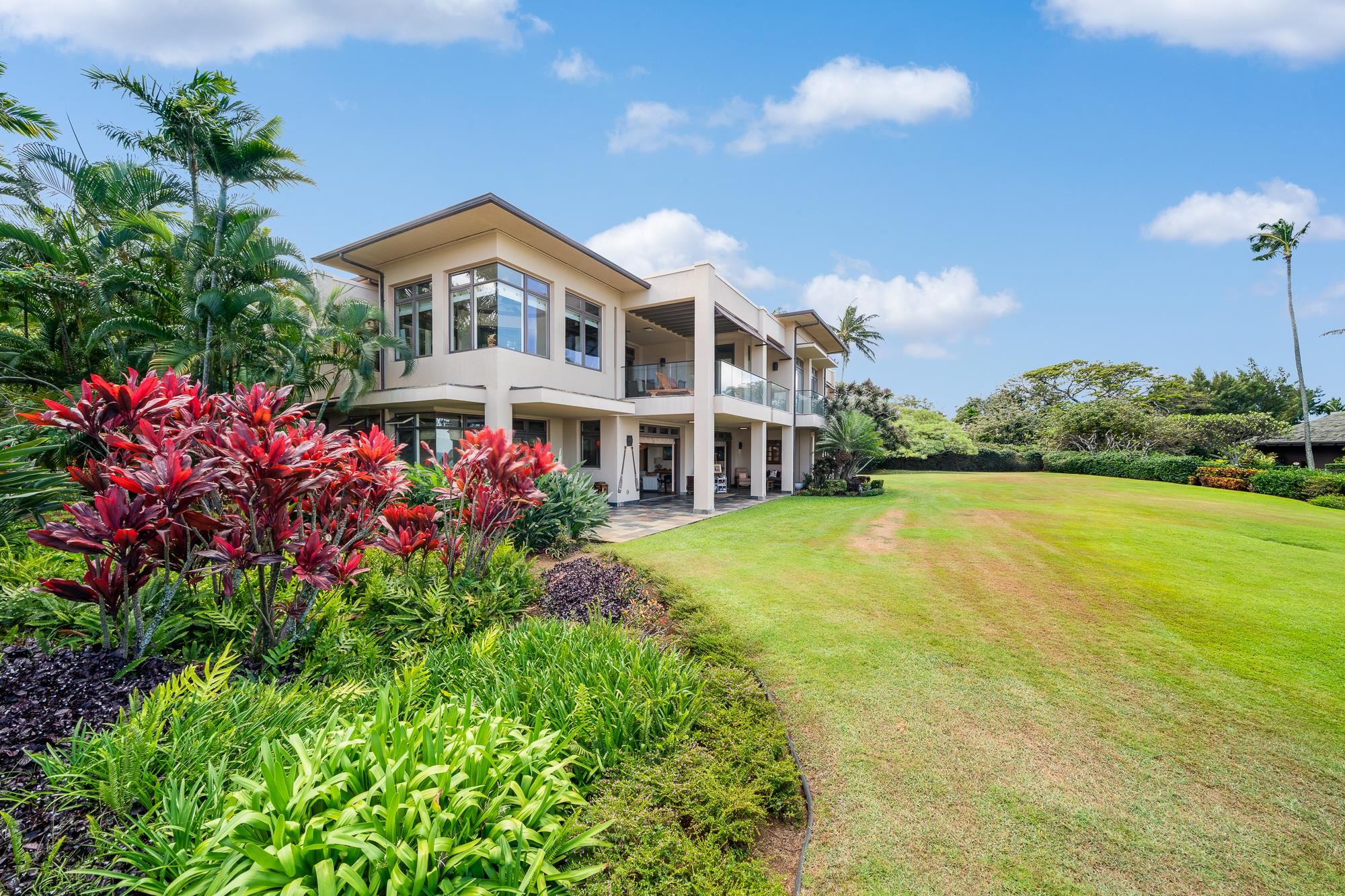 Coconut Grove condo # 15, Lahaina, Hawaii - photo 35 of 50
