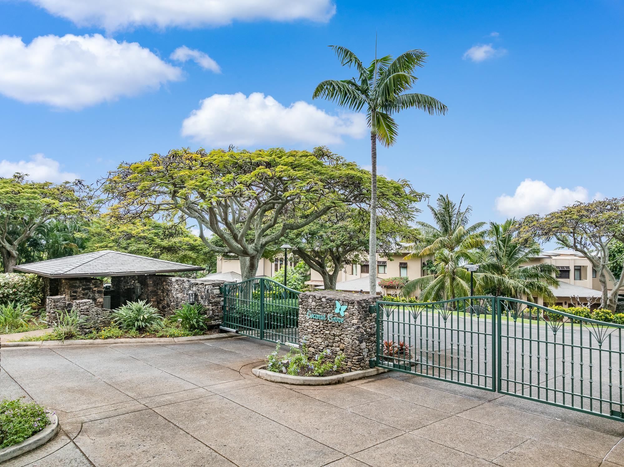 Coconut Grove condo # 15, Lahaina, Hawaii - photo 45 of 50