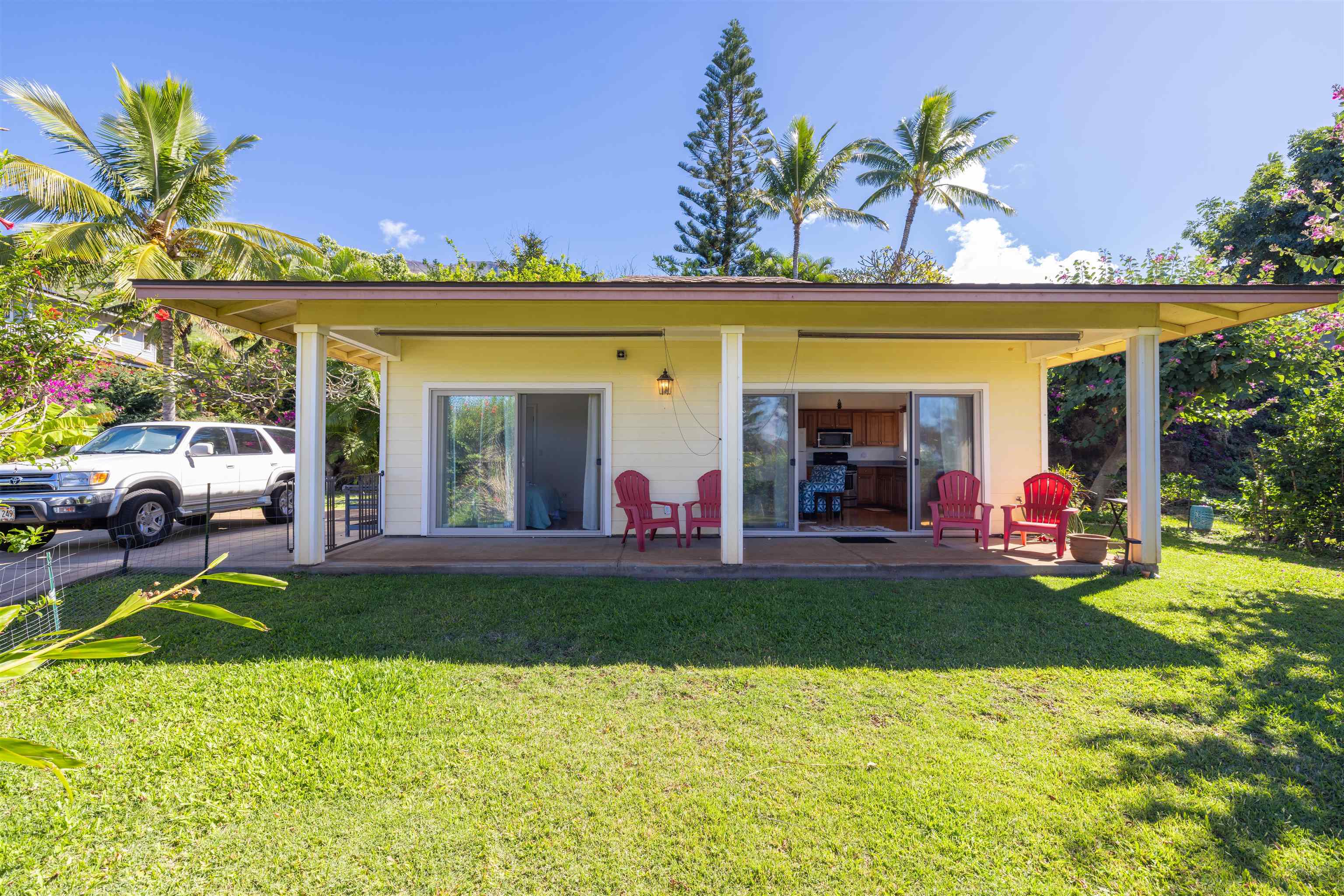 15  Huapala St , Lahaina home - photo 36 of 50