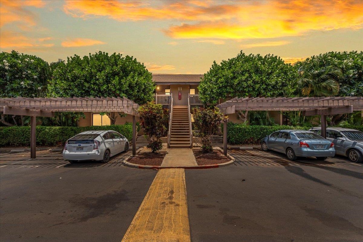 Haleakala Gardens condo # 11B, Kihei, Hawaii - photo 8 of 33