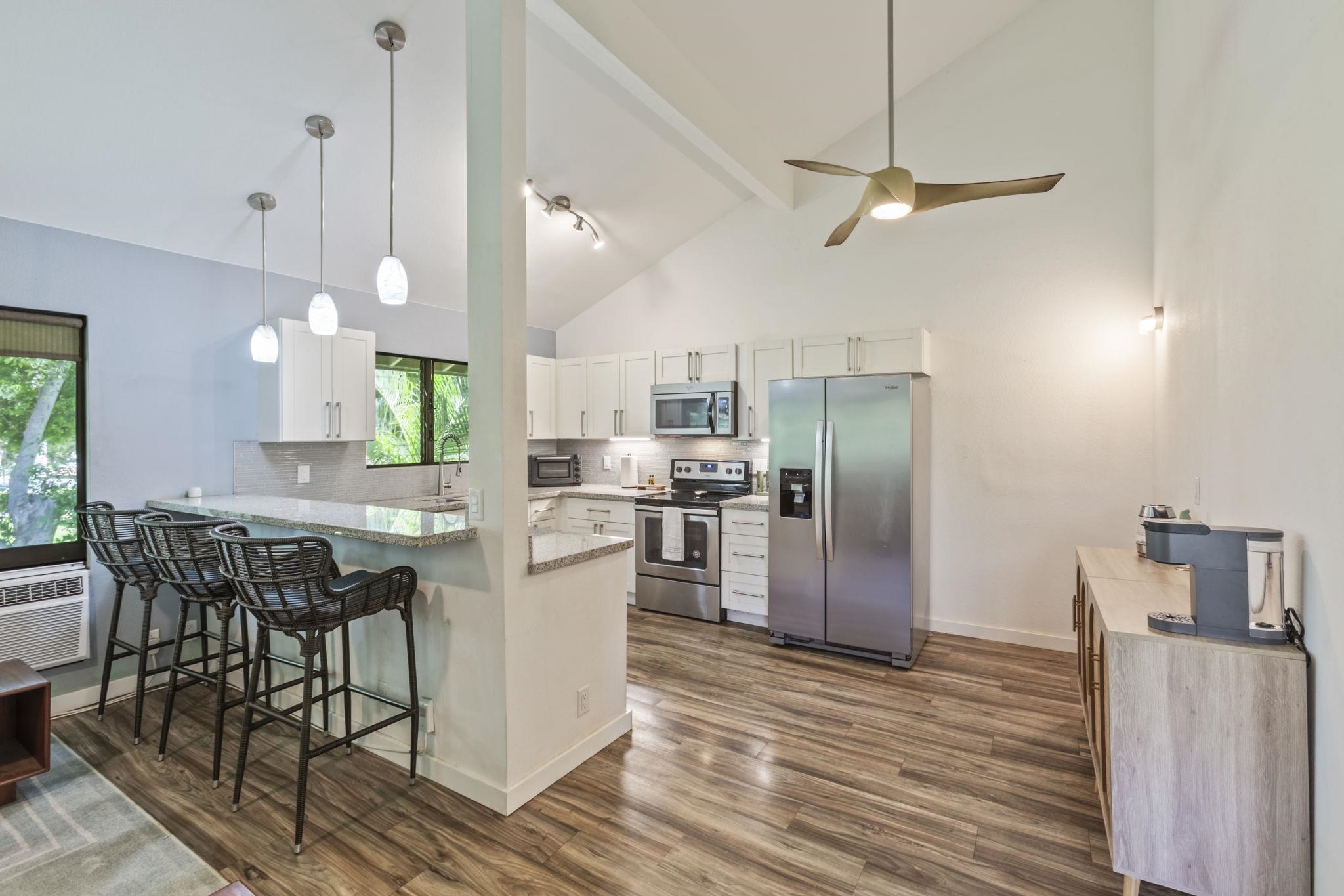 Haleakala Gardens condo # 12E, Kihei, Hawaii - photo 7 of 50