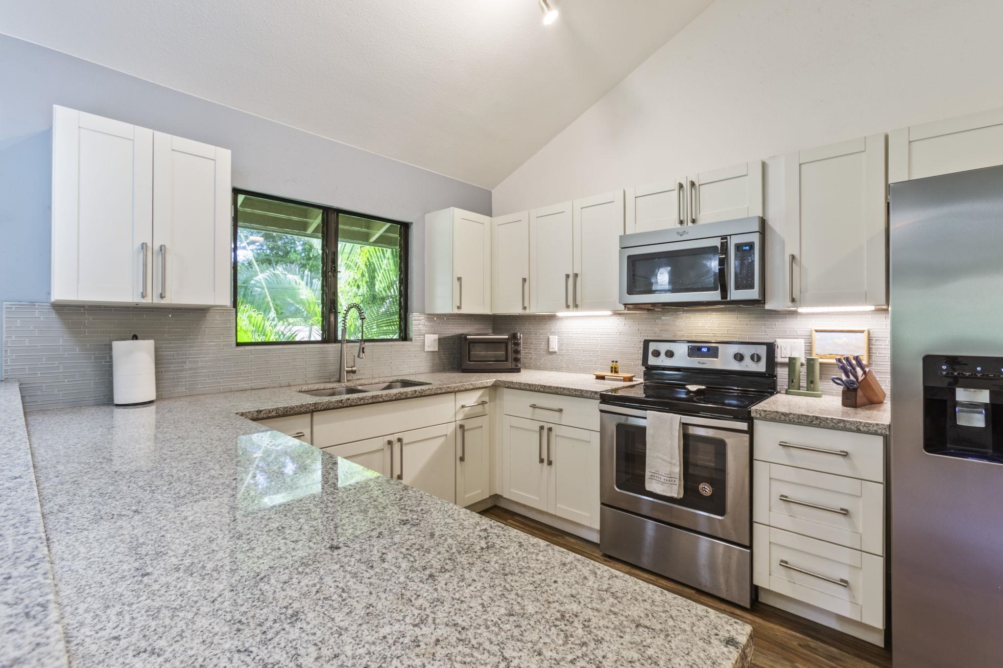 Haleakala Gardens condo # 12E, Kihei, Hawaii - photo 9 of 50