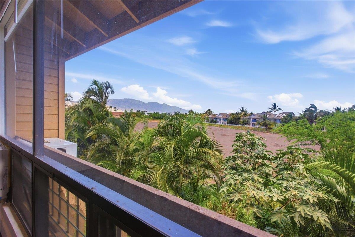 Haleakala Gardens condo # 13F, Kihei, Hawaii - photo 2 of 34