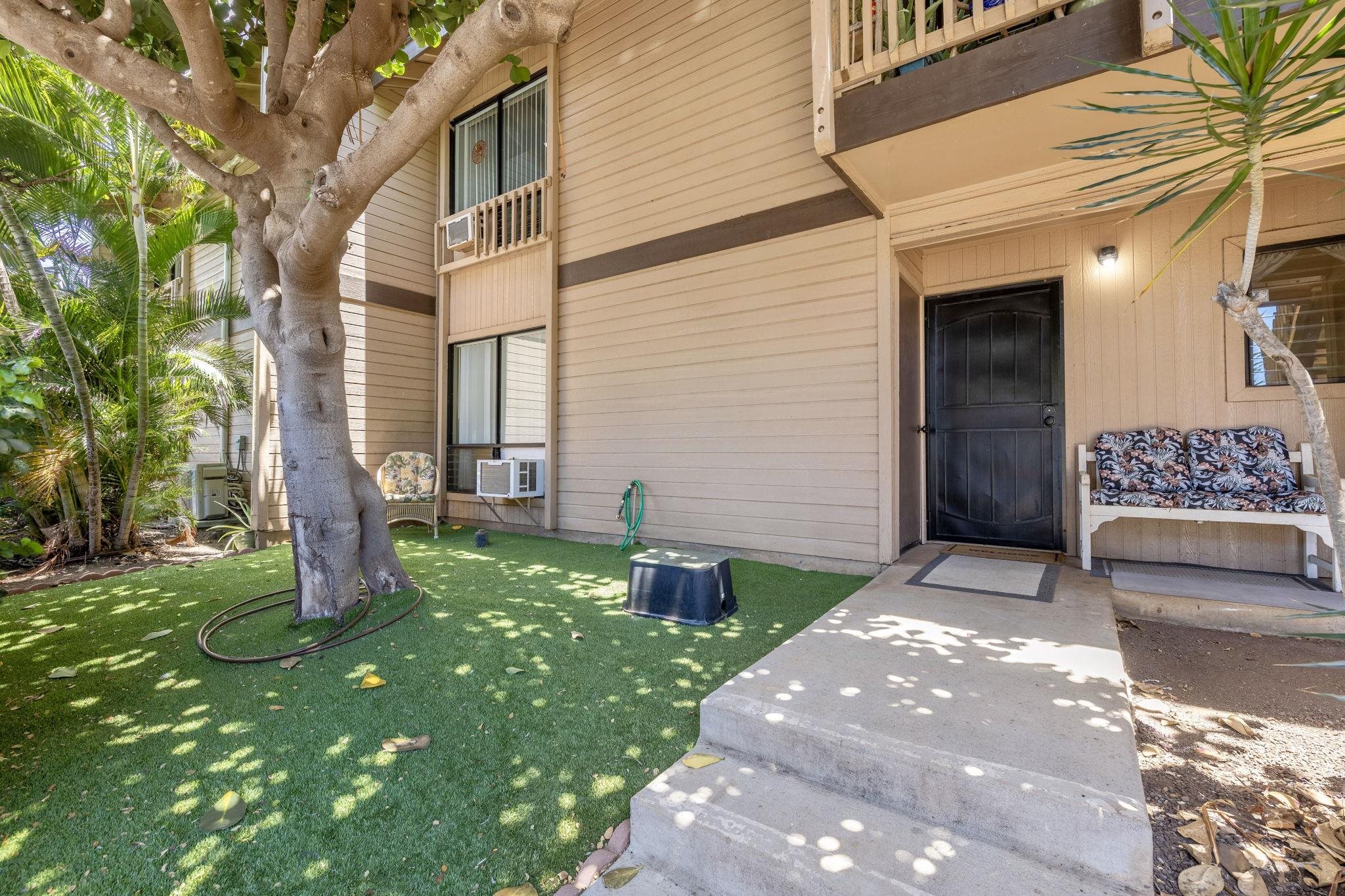 Haleakala Gardens condo # 15B, Kihei, Hawaii - photo 27 of 33