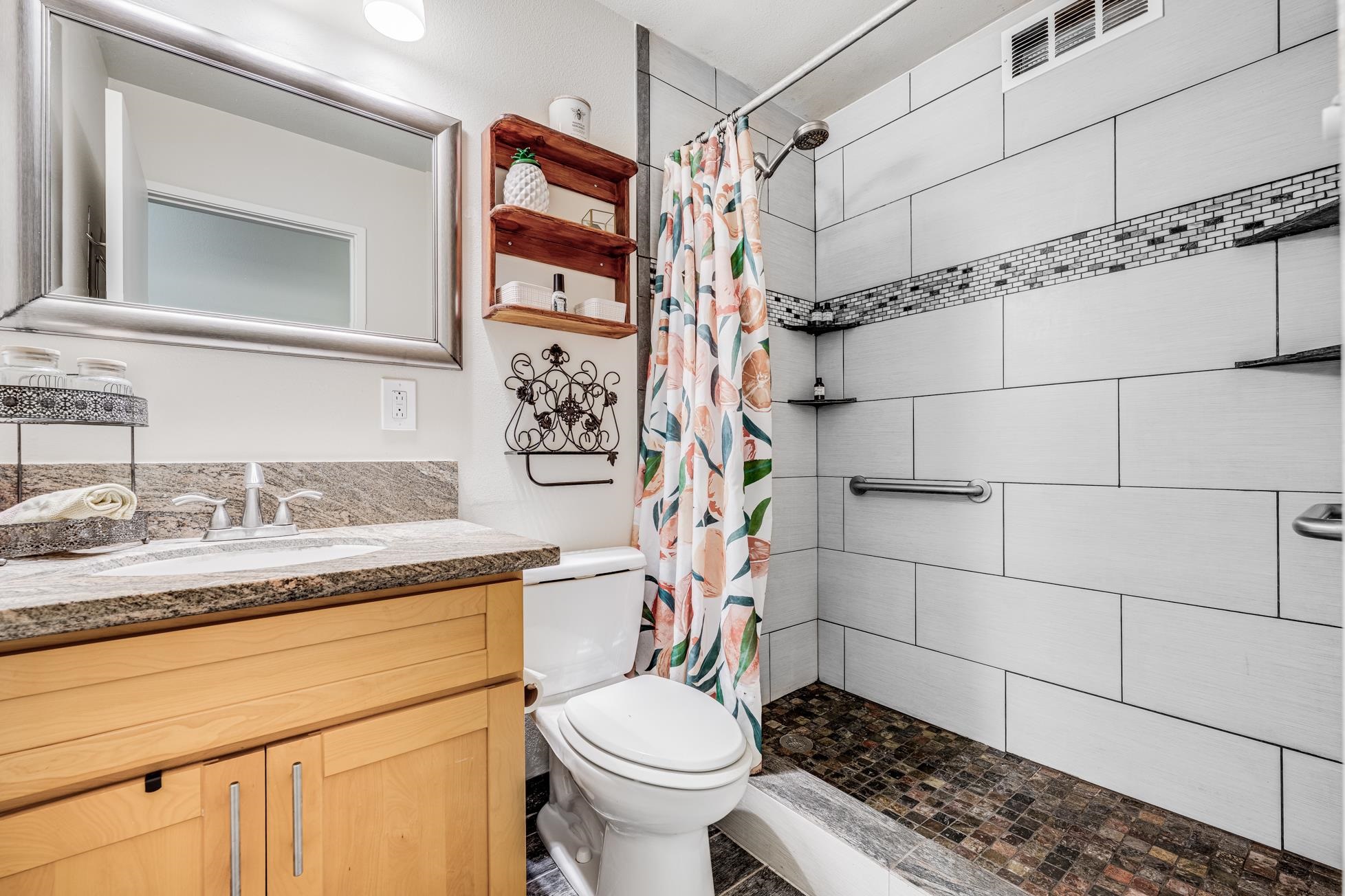 Haleakala Gardens condo # 15D, Kihei, Hawaii - photo 13 of 28