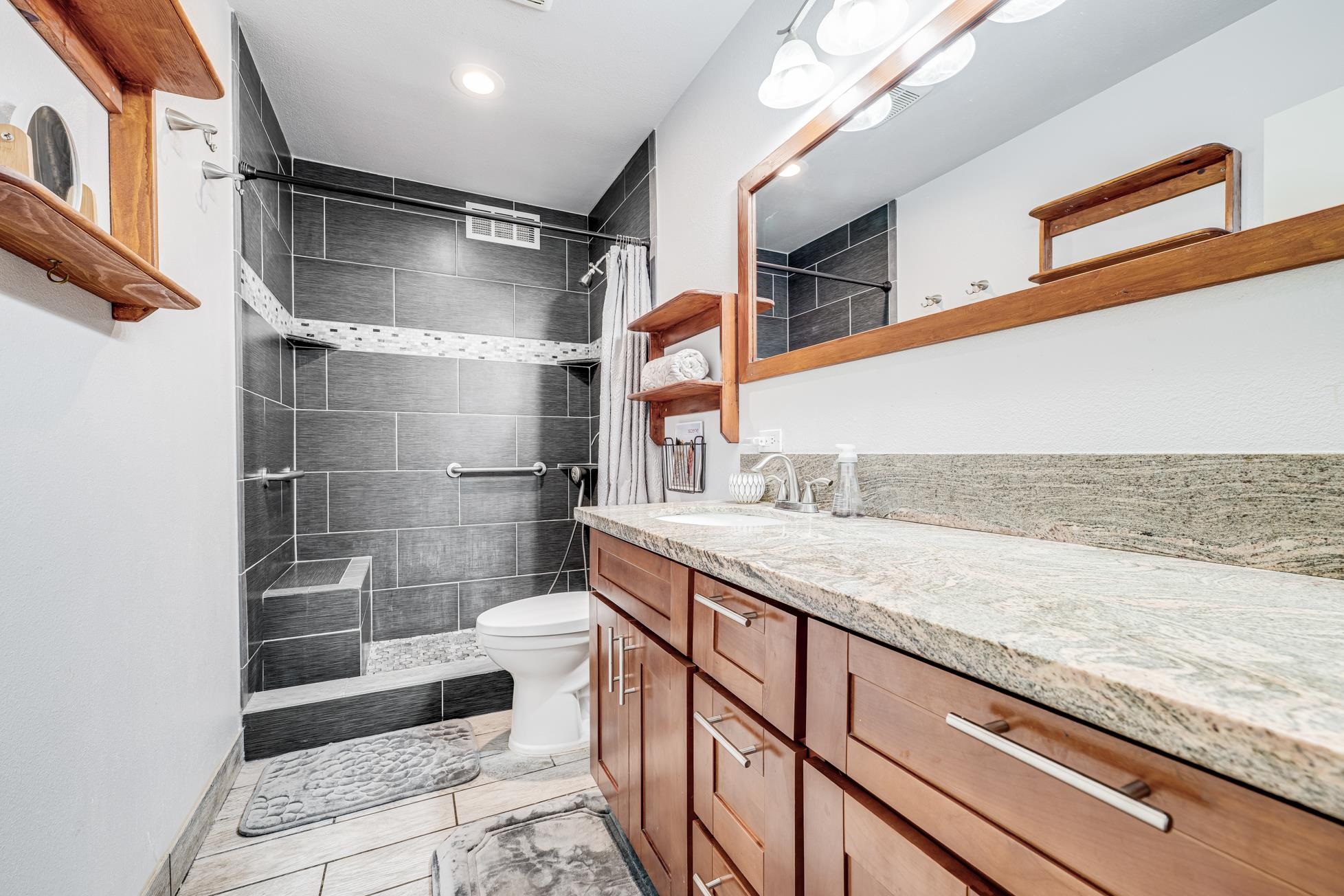 Haleakala Gardens condo # 15D, Kihei, Hawaii - photo 3 of 28