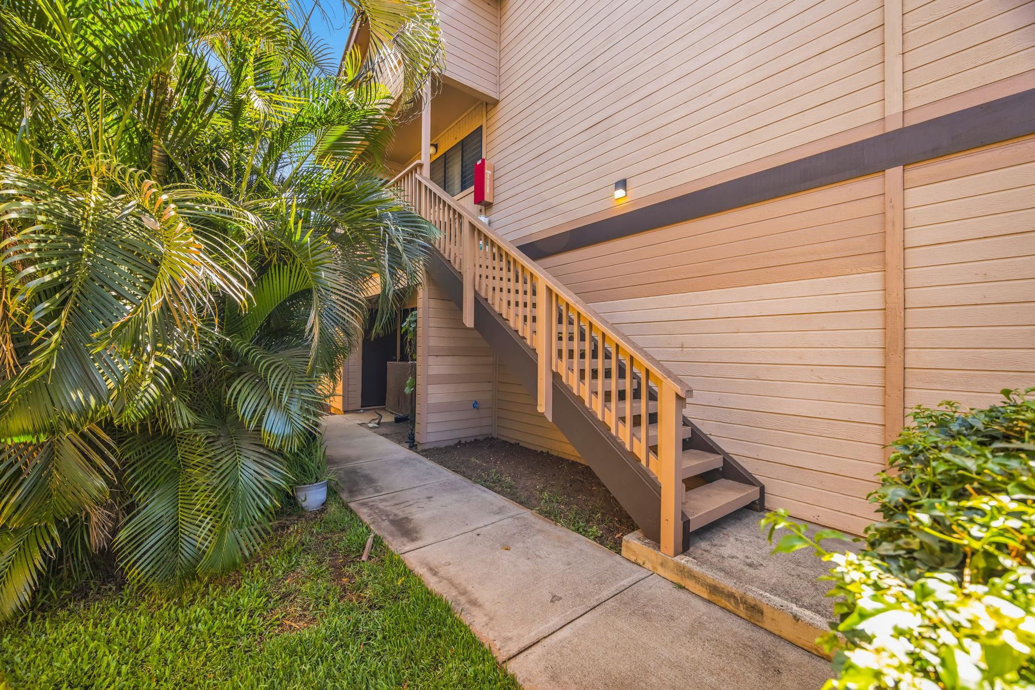 Haleakala Gardens condo # 15E, Kihei, Hawaii - photo 2 of 34