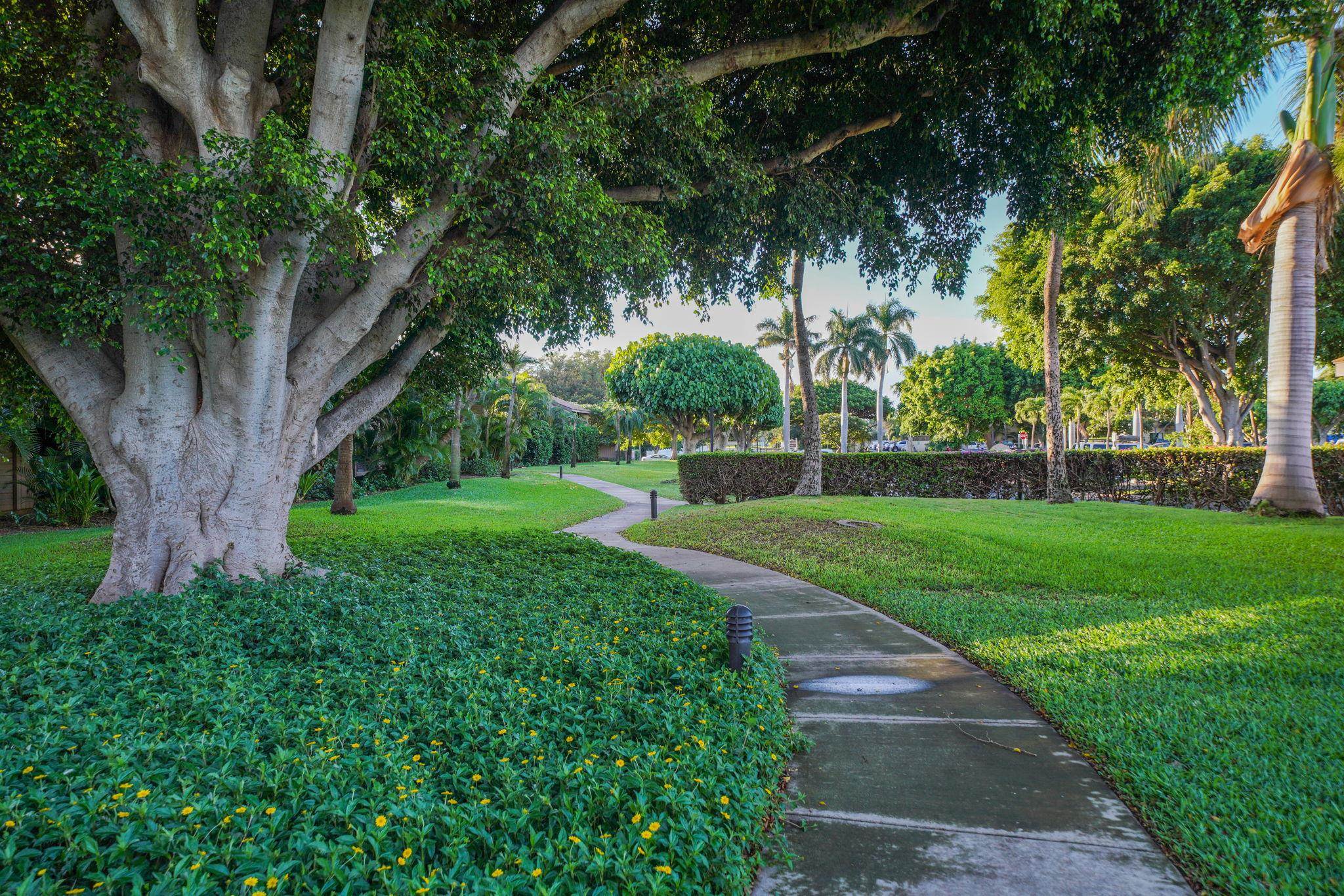 Haleakala Gardens condo # 17E, Kihei, Hawaii - photo 42 of 43