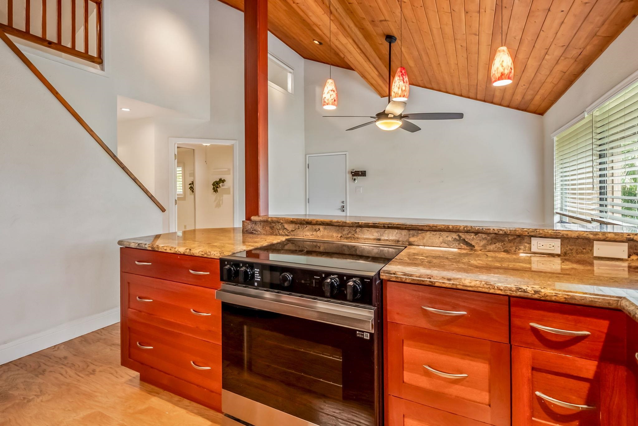 Haleakala Gardens condo # 17E, Kihei, Hawaii - photo 9 of 43