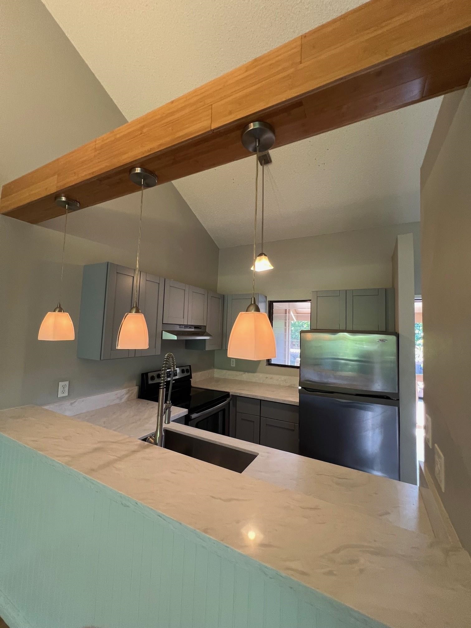 Haleakala Gardens condo # 18F, Kihei, Hawaii - photo 3 of 10