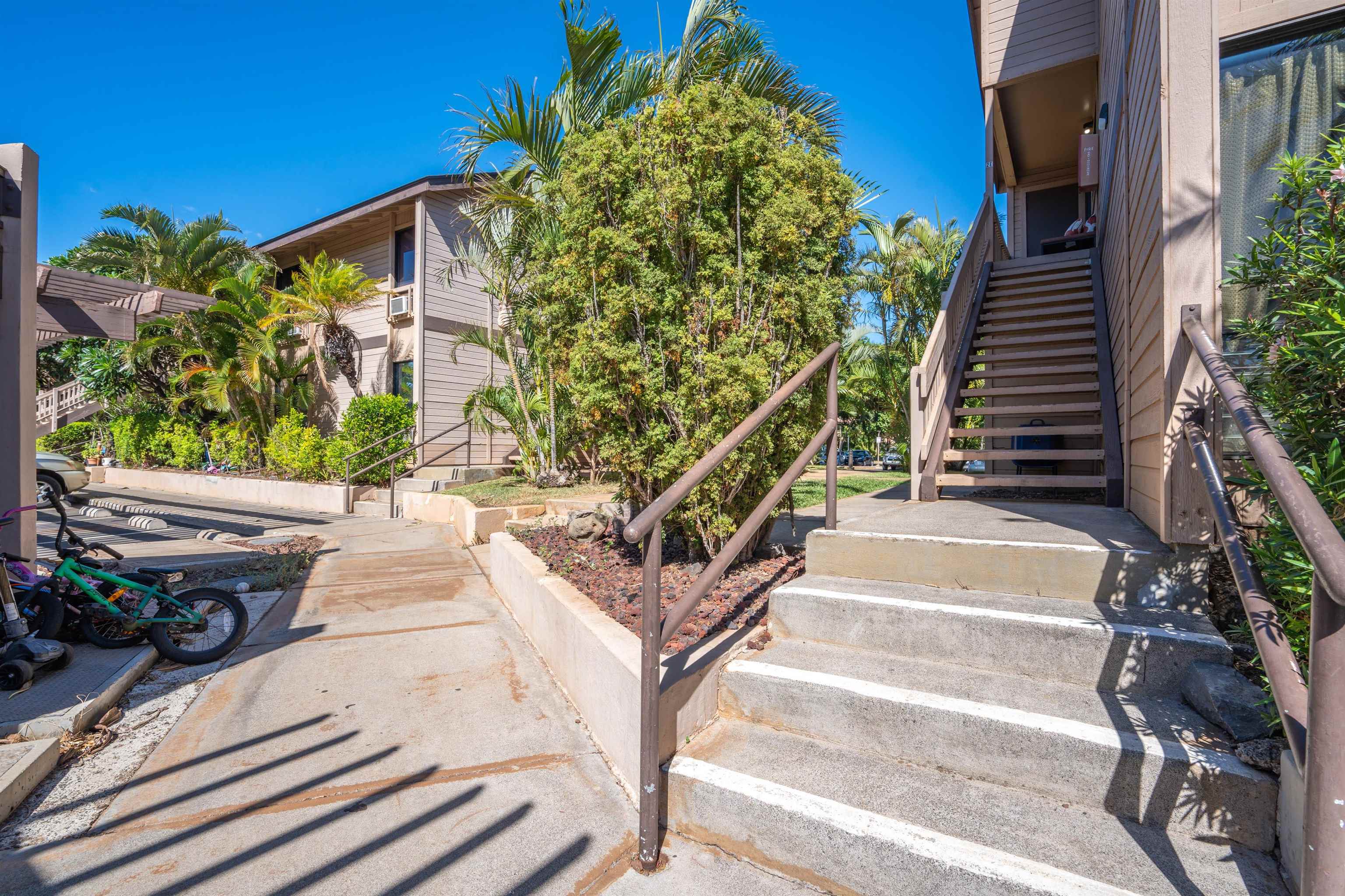 Haleakala Gardens condo # 2E, Kihei, Hawaii - photo 31 of 37