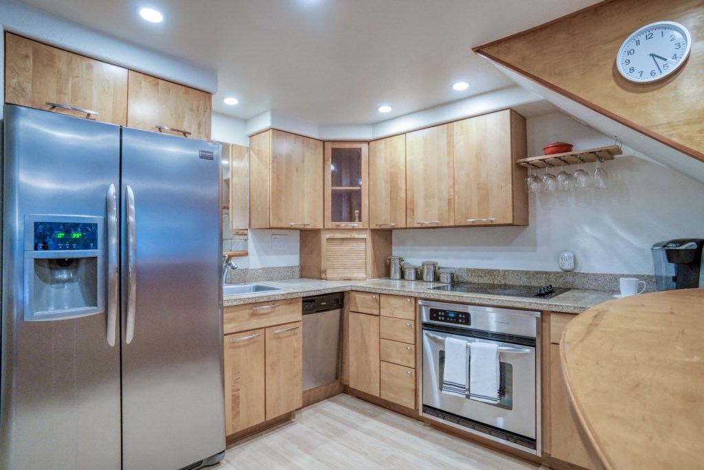 Haleakala Gardens condo # 7F, Kihei, Hawaii - photo 3 of 30