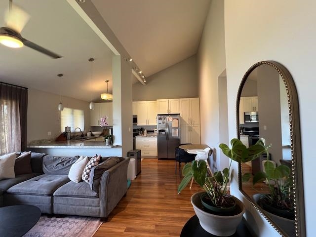 Haleakala Gardens condo # 9 E, Kihei, Hawaii - photo 4 of 25