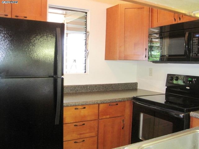 Haleakala Gardens condo # 9G, Kihei, Hawaii - photo 5 of 21