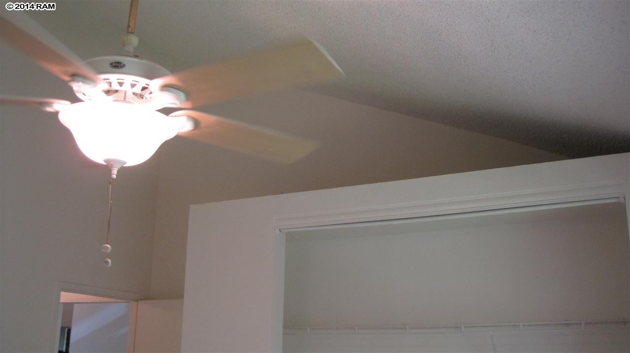 Haleakala Gardens condo # 9G, Kihei, Hawaii - photo 8 of 21