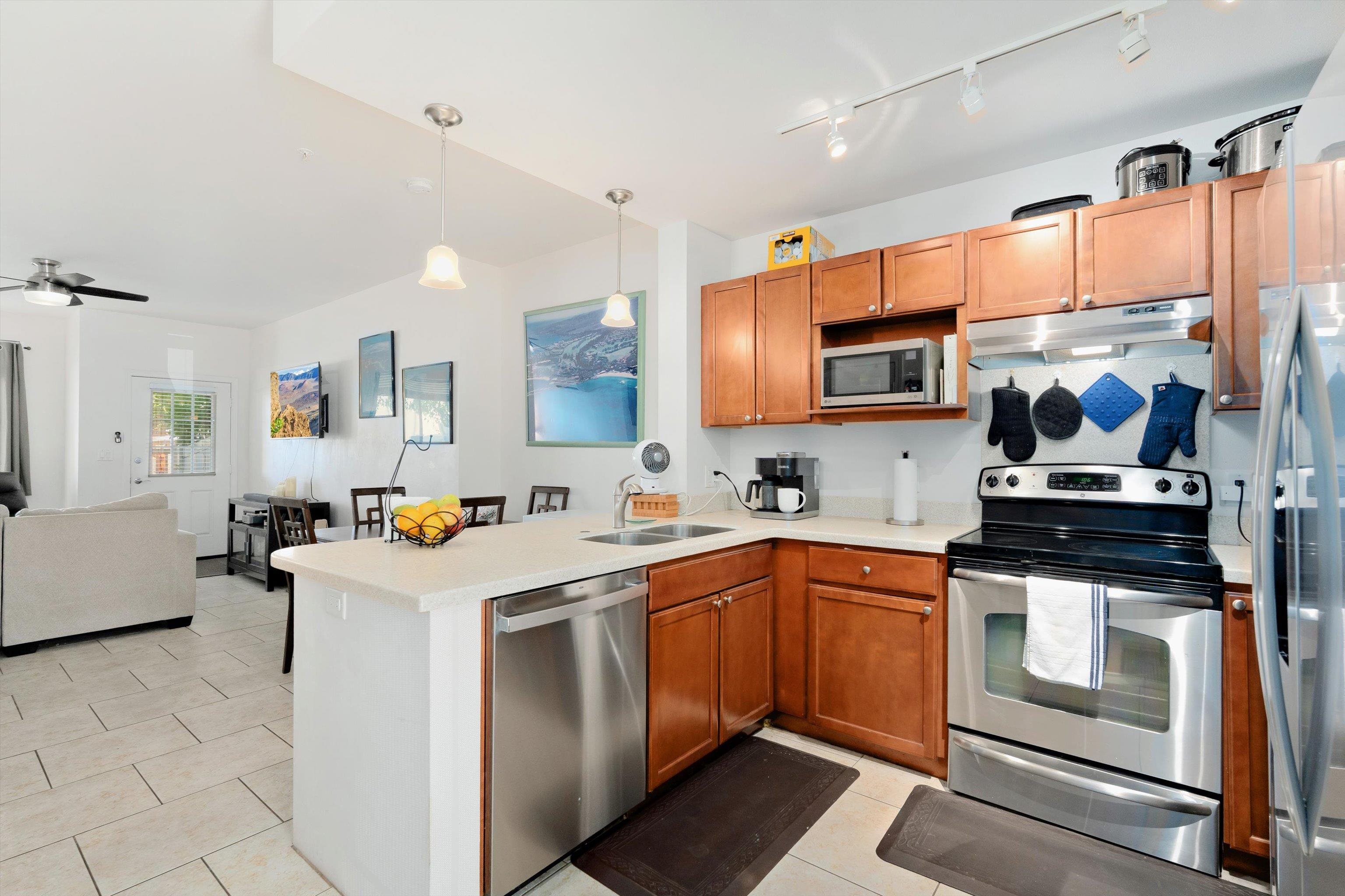 Hoonanea at Lahaina condo # 104, Lahaina, Hawaii - photo 4 of 25