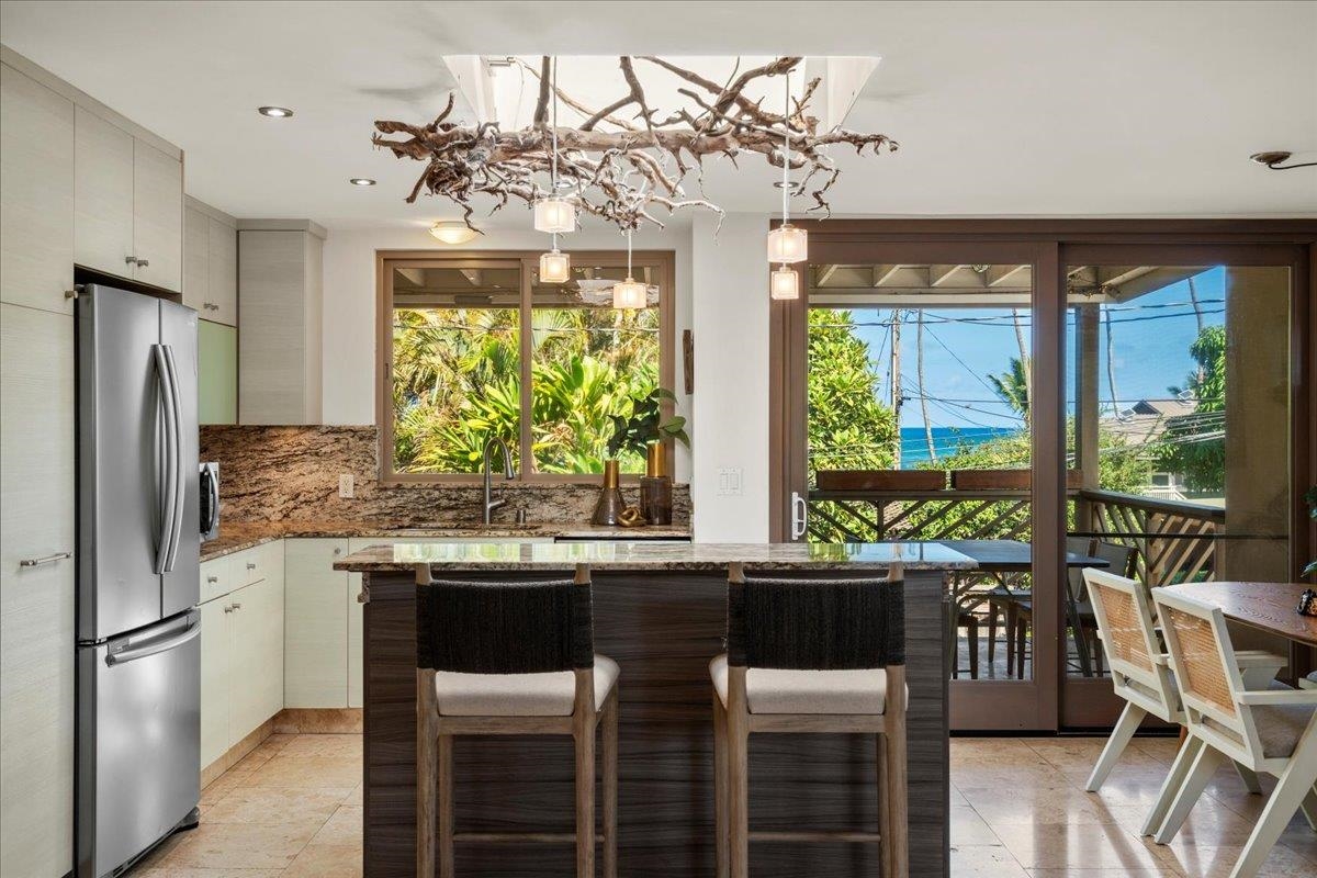 15  Nalu Pl Paia, Spreckelsville/Paia/Kuau home - photo 4 of 50