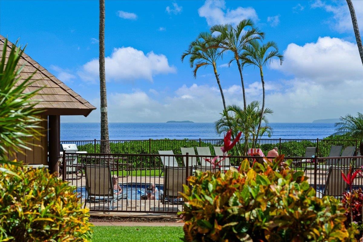Island Sands condo # 103, Wailuku, Hawaii - photo 12 of 28