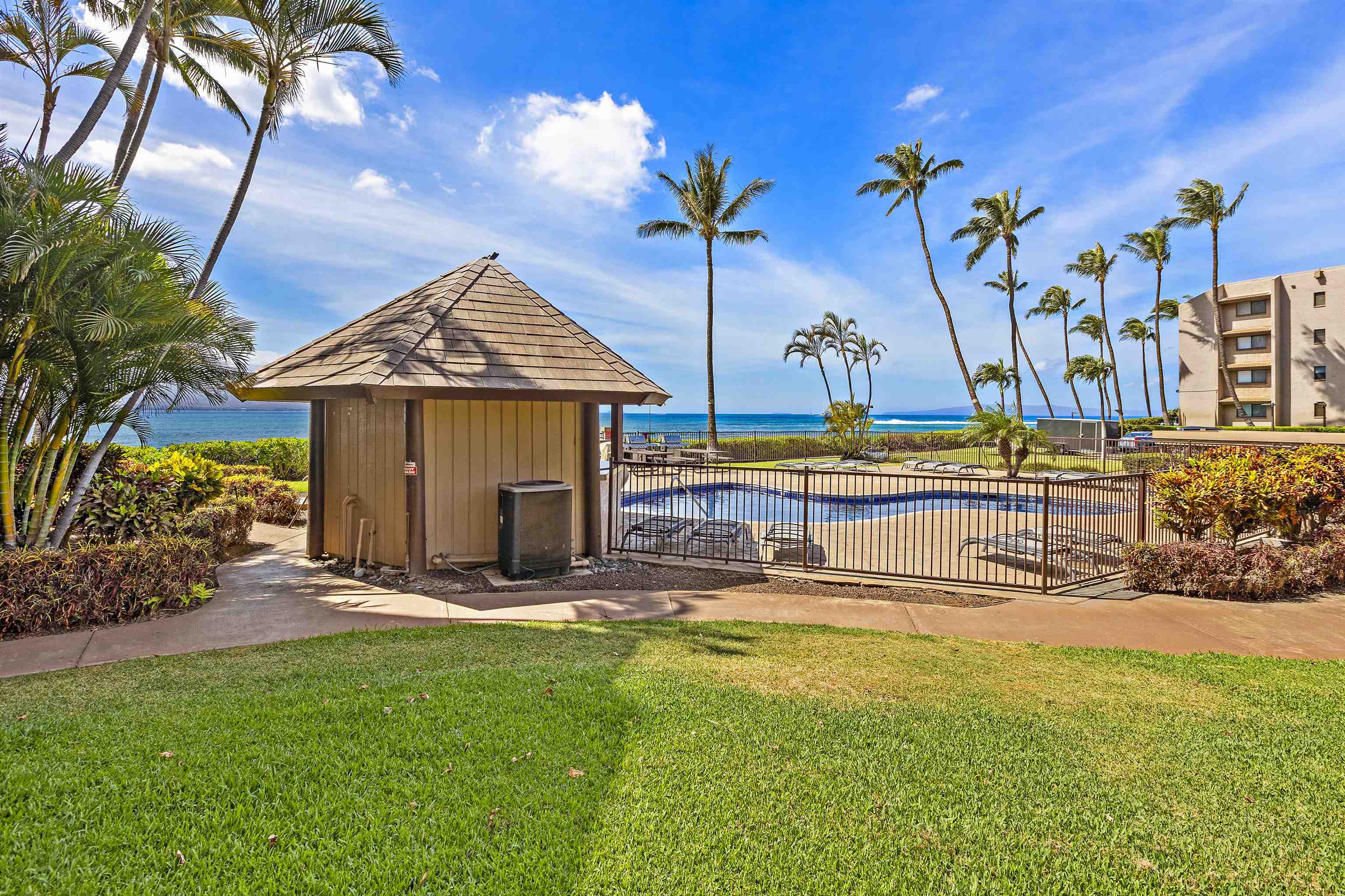 Island Sands condo # 104, Wailuku, Hawaii - photo 28 of 31