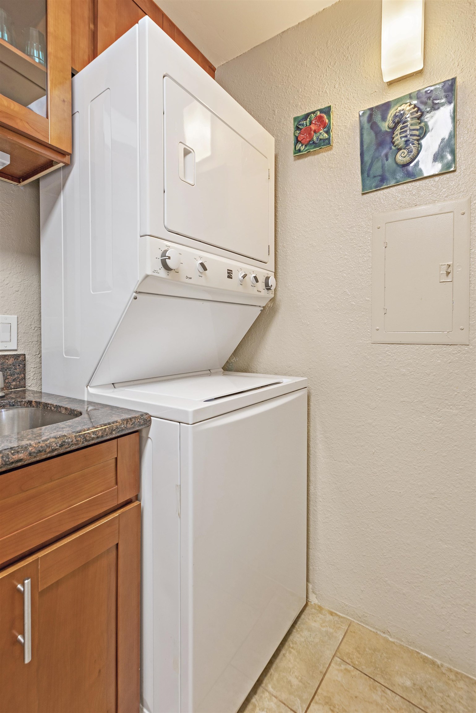 Island Sands condo # 104, Wailuku, Hawaii - photo 9 of 31